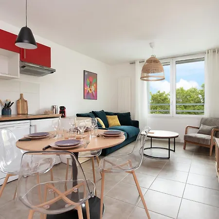 T2 - Bureau Wifi - Centre Ville Toulouse - Parking Gratuit Апартаменты *